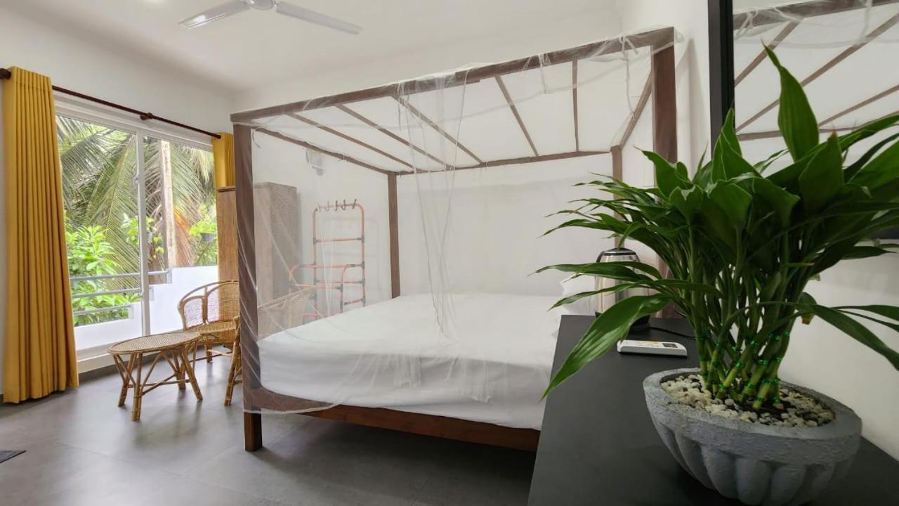 Bed and Breakfast E Seven House Dikwella Sur Exterior foto